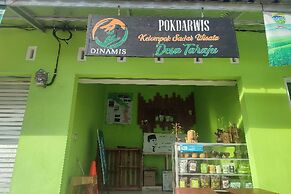 OYO Home 91250 Desa Wisata TarajuNearGunung Panggung