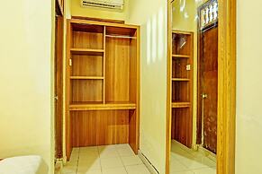 OYO Collection O 91125 Puri Dewa Bharata