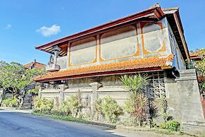 OYO Collection O 91125 Puri Dewa Bharata