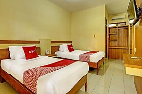 OYO Collection O 91125 Puri Dewa Bharata