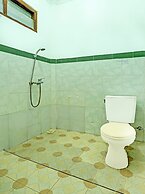 OYO Collection O 91125 Puri Dewa Bharata