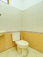 OYO Collection O 91125 Puri Dewa Bharata