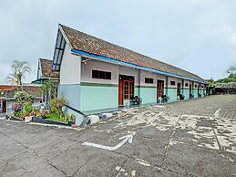 SPOT ON 91912 Hotel Citra Dewi 2