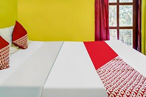 OYO Homes 90984 Kampung Wisata Ekologi Puspa JagadNearGunung Kelud