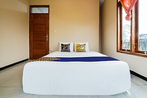 OYO Homes 91008 Eco Tourism Desa Cibodas Babakan Gentong 1 Syariah