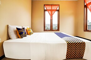 OYO Homes 91008 Eco Tourism Desa Cibodas Babakan Gentong 1 Syariah