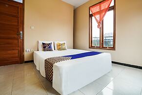 OYO Homes 91008 Eco Tourism Desa Cibodas Babakan Gentong 1 Syariah