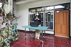 OYO Homes 91009 Eco Tourism Desa Cibodas Areng 4 Syariah