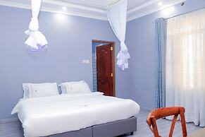 The VIP Luxury Lounge