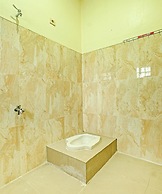 OYO Homes 91095 Desa Wisata Conto