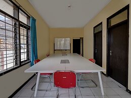 OYO Life 91116 Pelangi Residence Syariah