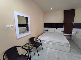 OYO 92089 Hotel Subur