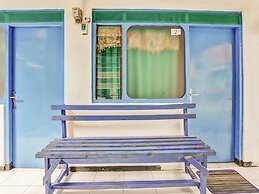 OYO Life 90523 Homestay Jenggolo