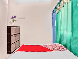 OYO Life 90523 Homestay Jenggolo