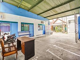 OYO Life 90523 Homestay Jenggolo