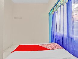 OYO Life 90523 Homestay Jenggolo