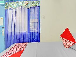 OYO Life 90523 Homestay Jenggolo