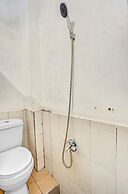 OYO Life 90523 Homestay Jenggolo