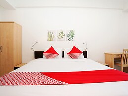 OYO 91964 Menara Rungkut Surabaya