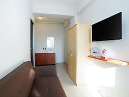 OYO 91964 Menara Rungkut Surabaya