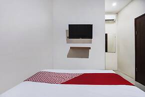 OYO D'lima Guest House Sub