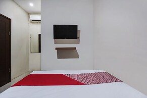 OYO D'lima Guest House Sub