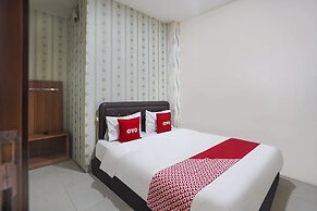 OYO D'lima Guest House Sub