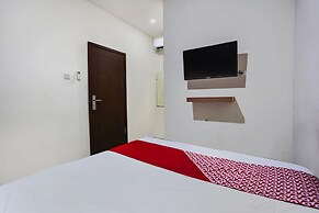 OYO D'lima Guest House Sub