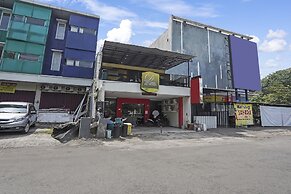 OYO D'lima Guest House Sub