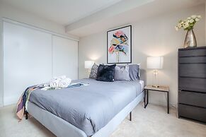 Waterfront York Blvd