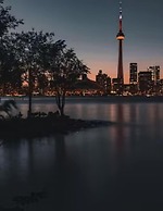 Waterfront York Blvd