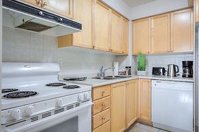 Waterfront York Blvd