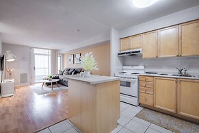 Waterfront York Blvd