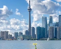 Waterfront York Blvd