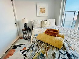 Waterfront York Blvd