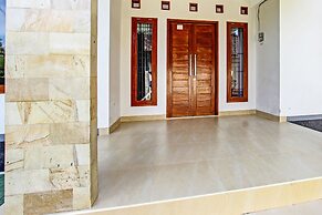 OYO 92059 Archi Homestay