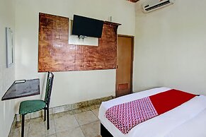 OYO 92059 Archi Homestay