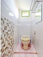 OYO Homes 90850 Cibeunying Eco Tourism Homestay Cibodas Maribaya 2