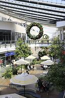 Luxury Penthouse Above the Shopping Town