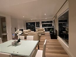 Luxury Penthouse Above the Shopping Town