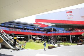 Luxury Penthouse Above the Shopping Town