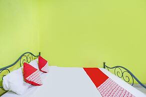 SPOT ON 91879 Emes Jaya HomestayNearSamsung Electronic Indonesia PT