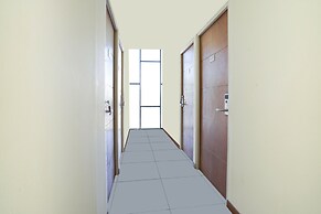 Super OYO Flagship 3688 Pot Art