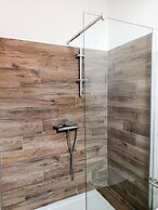 Kolossoi Guest House