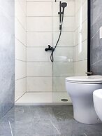 Kolossoi Guest House