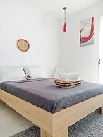 Kolossoi Guest House