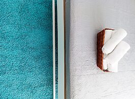 Kolossoi Guest House