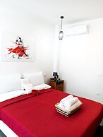 Kolossoi Guest House