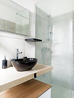 Kolossoi Guest House