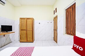 OYO Life 91884 Kost Kusuma Dewi Syariah